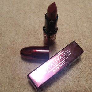 Aaliyac for MAC Lipstick